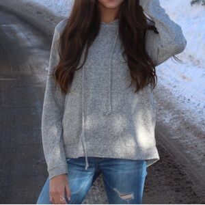 Harlowe & Graham Hooded Pullover – Heather Gray